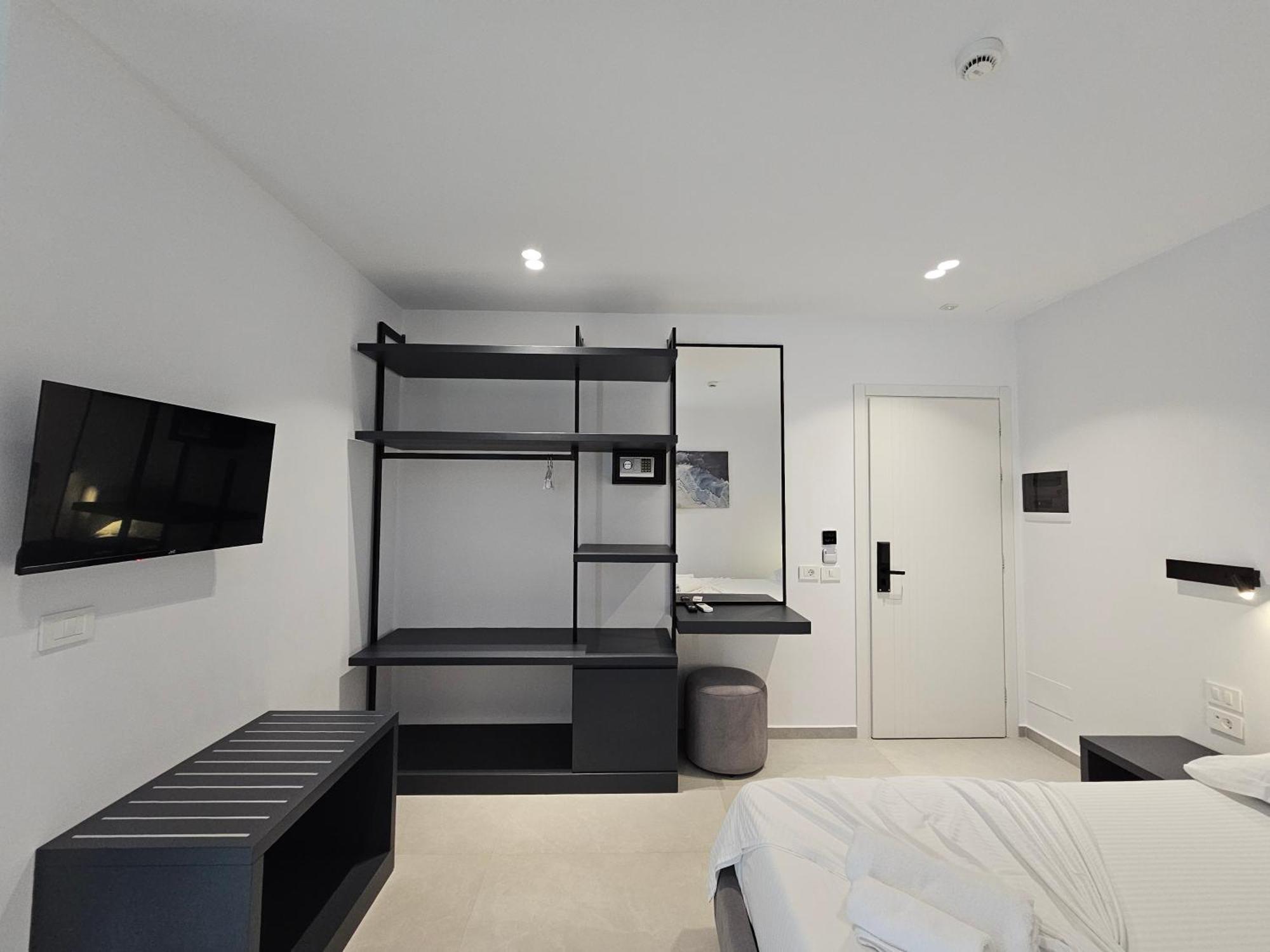 Adele Hotel クサミル エクステリア 写真