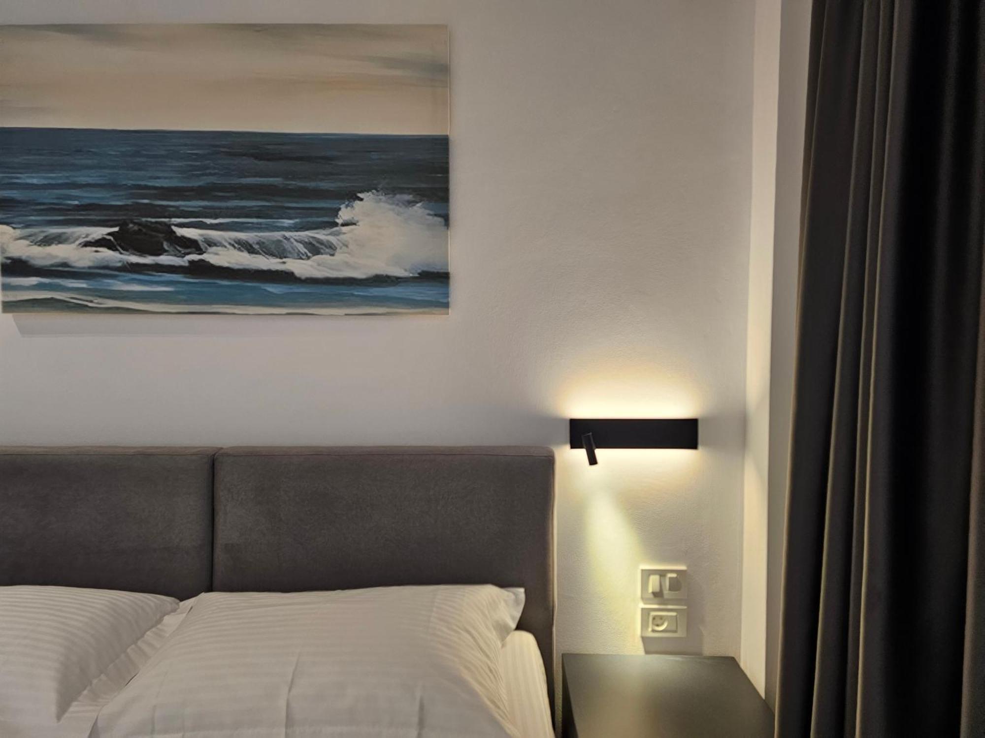 Adele Hotel クサミル エクステリア 写真